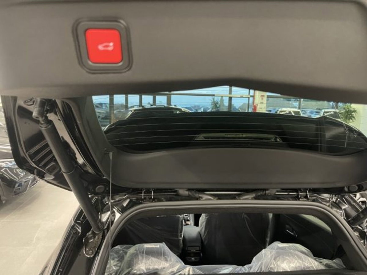 Alfa Romeo Junior 1.2 ibrida Sprint 145cv edct6 (13)