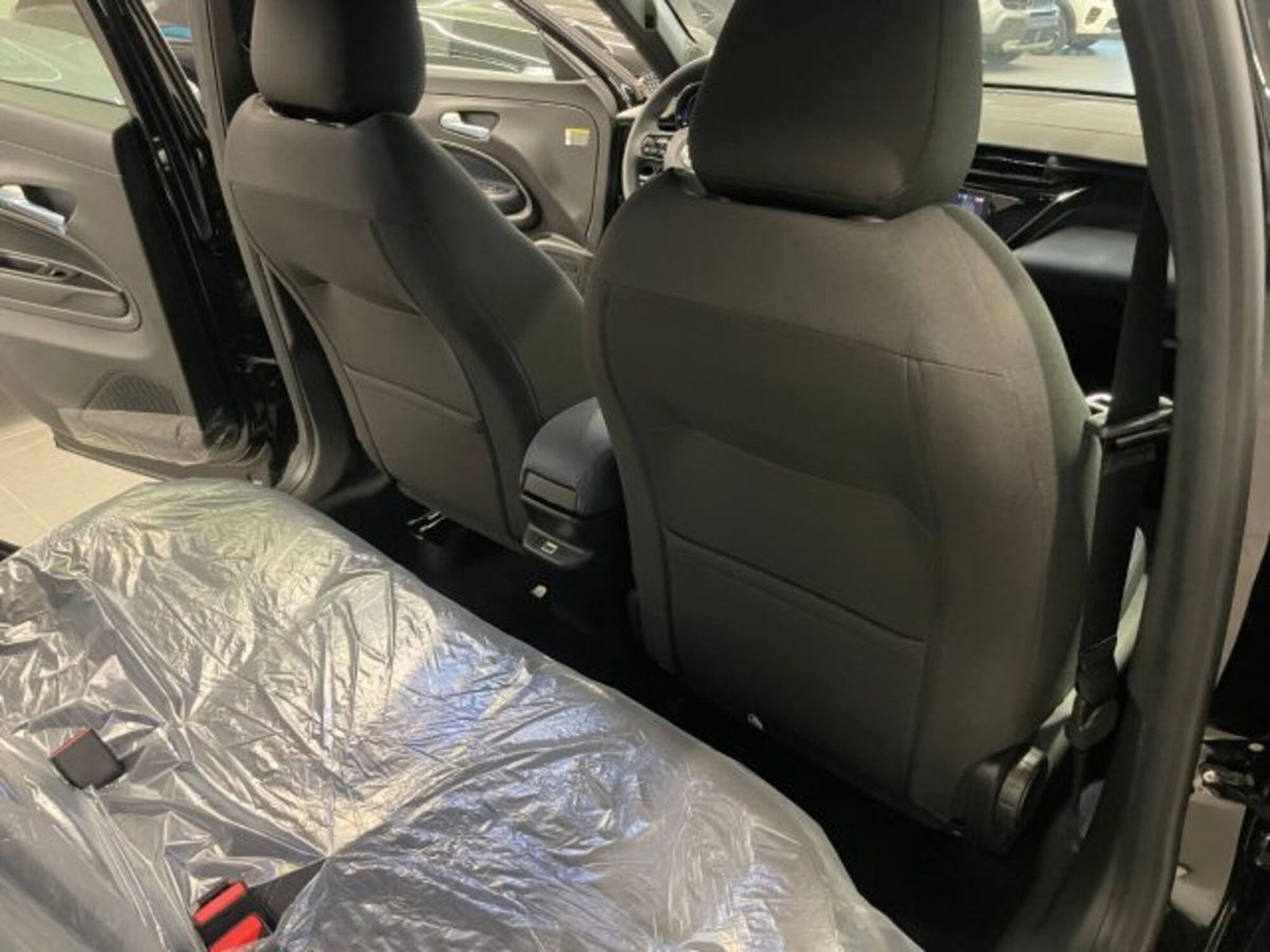 Alfa Romeo Junior 1.2 ibrida Sprint 145cv edct6 (16)