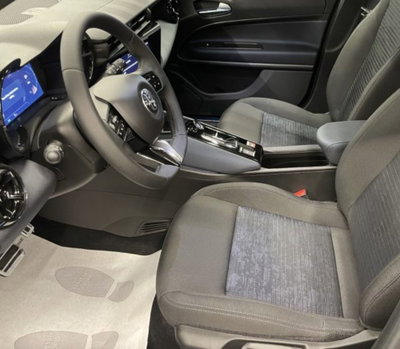 Alfa Romeo Junior 1.2 ibrida Sprint 145cv edct6 (4)