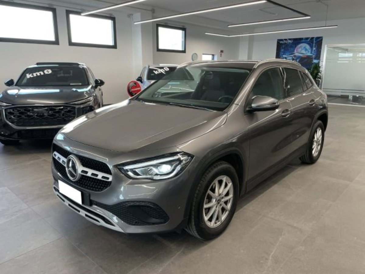 Mercedes-Benz GLA SUV 200 d Business Extra auto (7)
