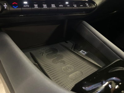 Alfa Romeo Junior 1.2 ibrida Q4 Sprint 145cv edct6 (11)