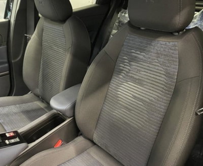 Alfa Romeo Junior 1.2 ibrida Q4 Sprint 145cv edct6 (4)