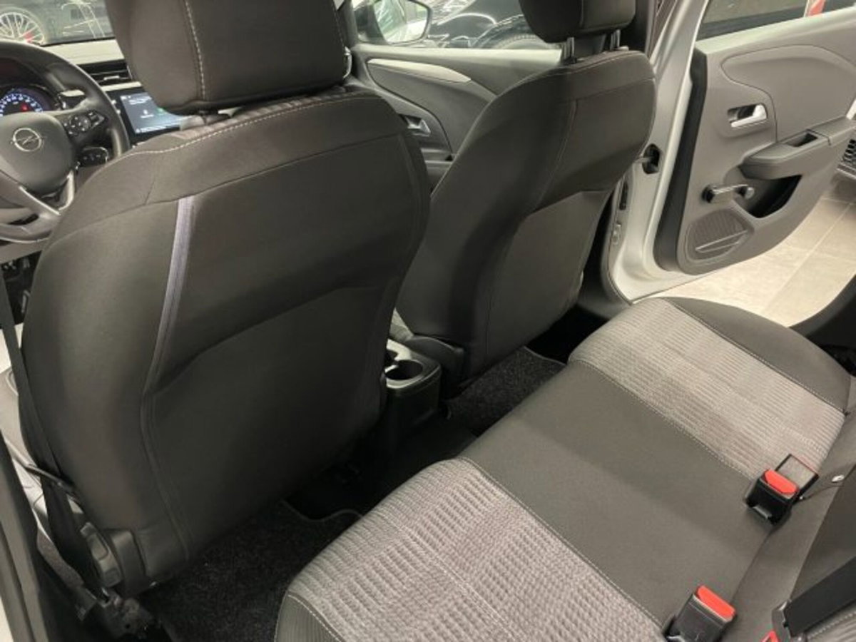 Opel Corsa 1.5 D 100 CV Edition (15)
