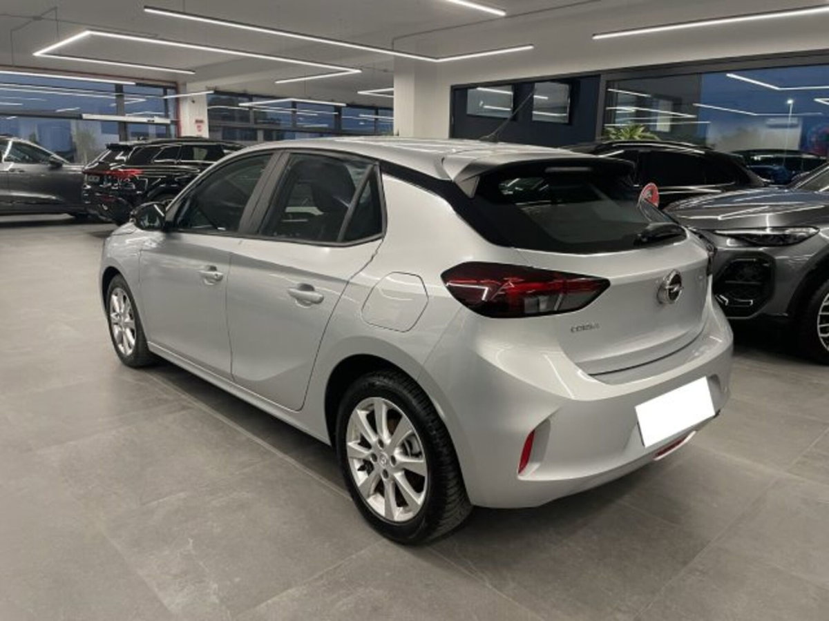 Opel Corsa 1.5 D 100 CV Edition (5)