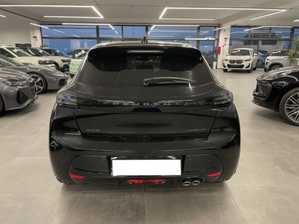 Peugeot 208 51 kWh GT (3)