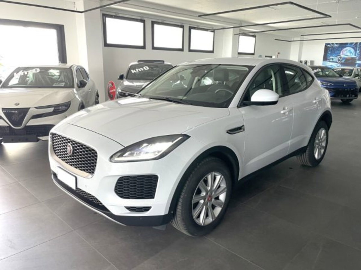 Jaguar E-Pace 2.0D 150 CV AWD aut. R-Dynamic HSE (12)