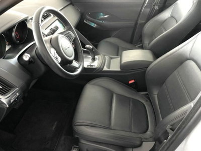 Jaguar E-Pace 2.0D 150 CV AWD aut. R-Dynamic HSE (8)
