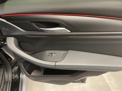 BMW X4 xdrive20d mhev 48V auto (11)