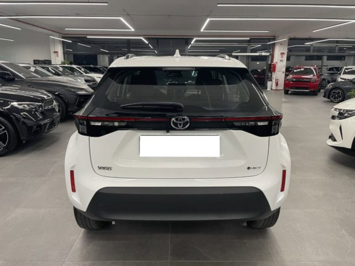 Toyota Yaris Cross 1.5 Hybrid 5p. E-CVT Active (4)