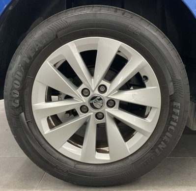 Skoda Kamiq 1.0 TSI Ambition (13)