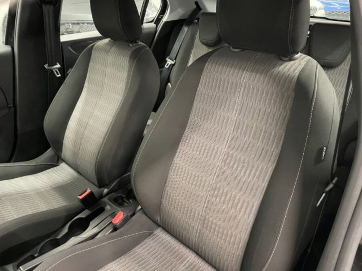Opel Corsa 1.5 D 100 CV Edition (7)