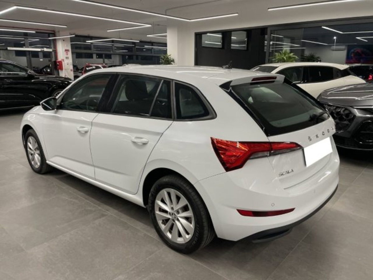 Skoda Scala 1.0 TSI Ambition (5)
