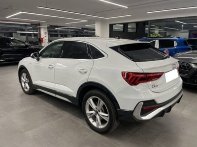 Audi Q3 Sportback 2.0 tdi S line edition 150cv s-tronic (17)