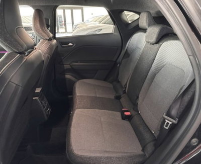 Renault Captur 1.0 tce Techno 90cv (6)