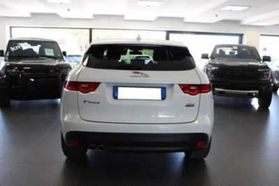 Jaguar F-Pace 2.0 D 180 CV R-Sport (6)
