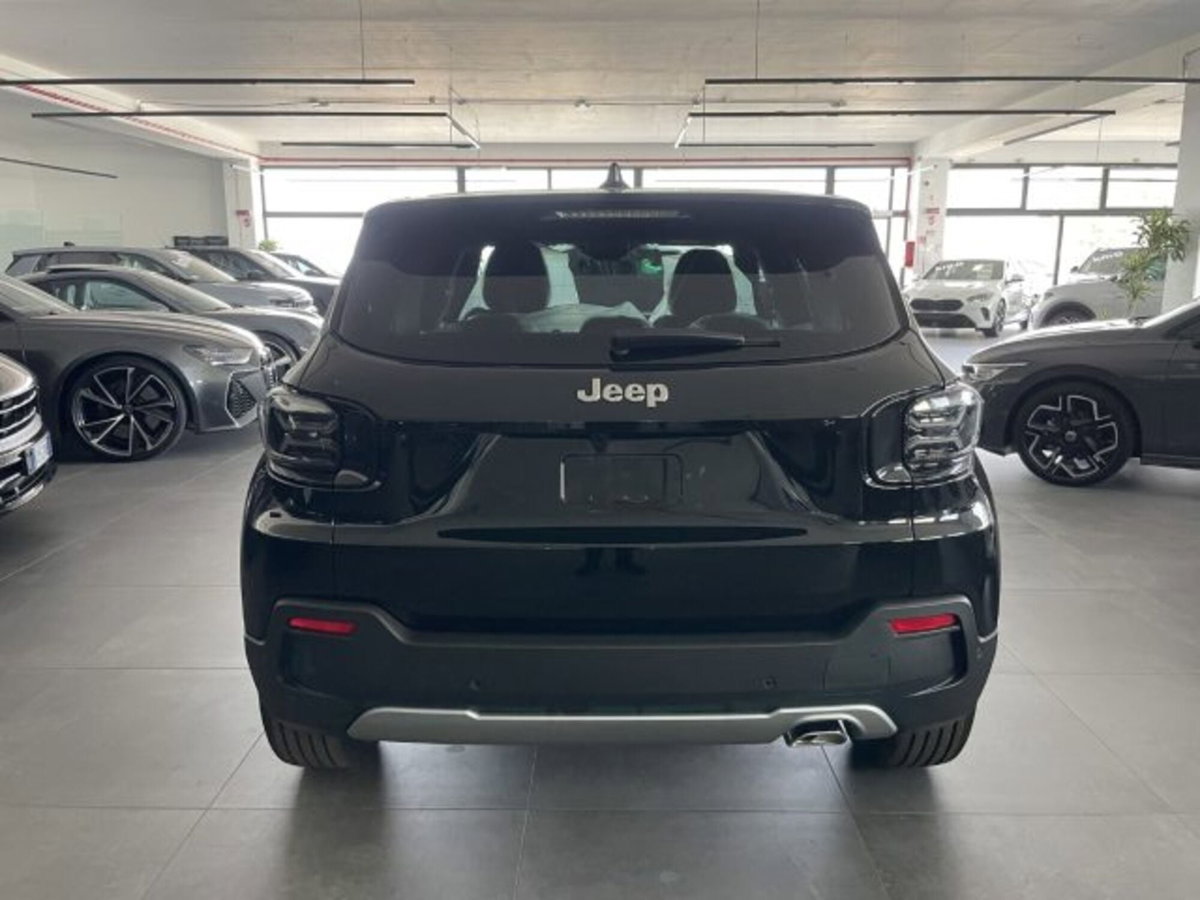 Jeep Avenger 1.2 turbo Summit fwd 100cv (3)