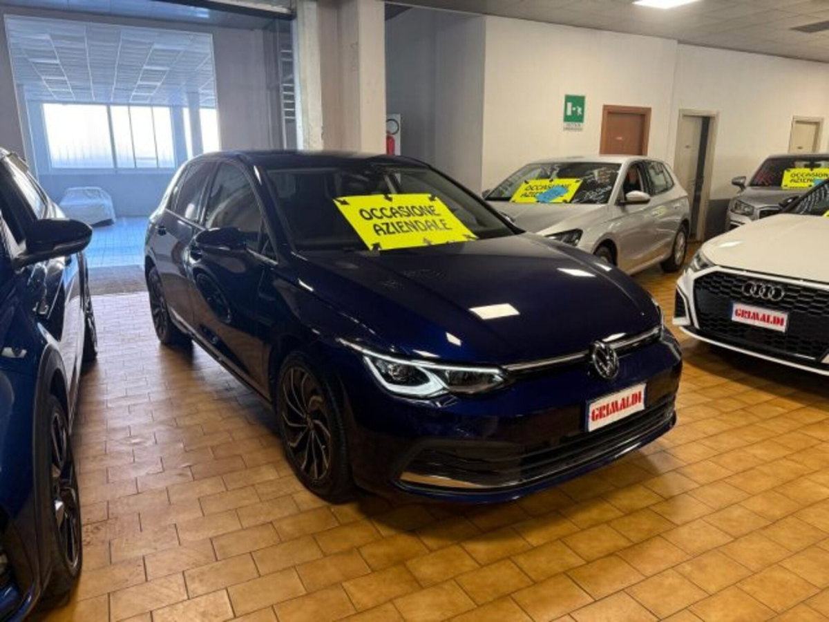 Volkswagen Golf 2.0 TDI 150 CV DSG SCR Style (2)