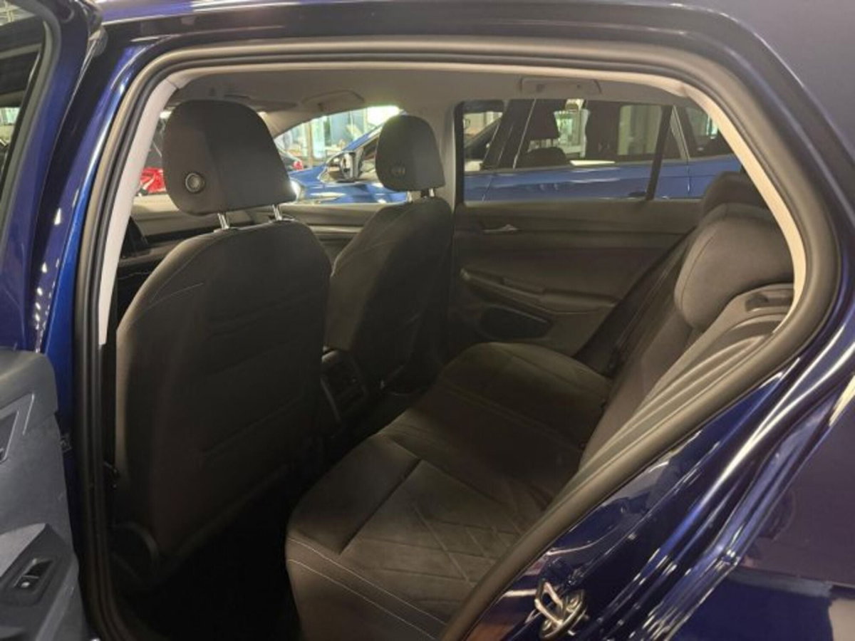 Volkswagen Golf 2.0 TDI 150 CV DSG SCR Style (8)