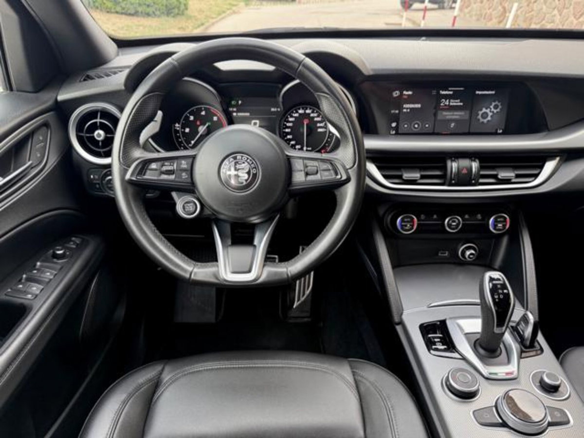 Alfa Romeo Stelvio Stelvio 2.2 Turbodiesel 190 CV AT8 Q4 Super Business (13)