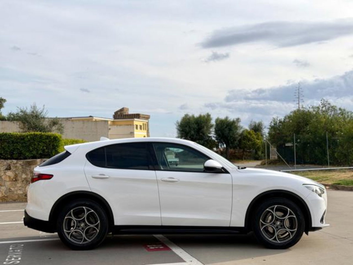 Alfa Romeo Stelvio Stelvio 2.2 Turbodiesel 190 CV AT8 Q4 Super Business (5)