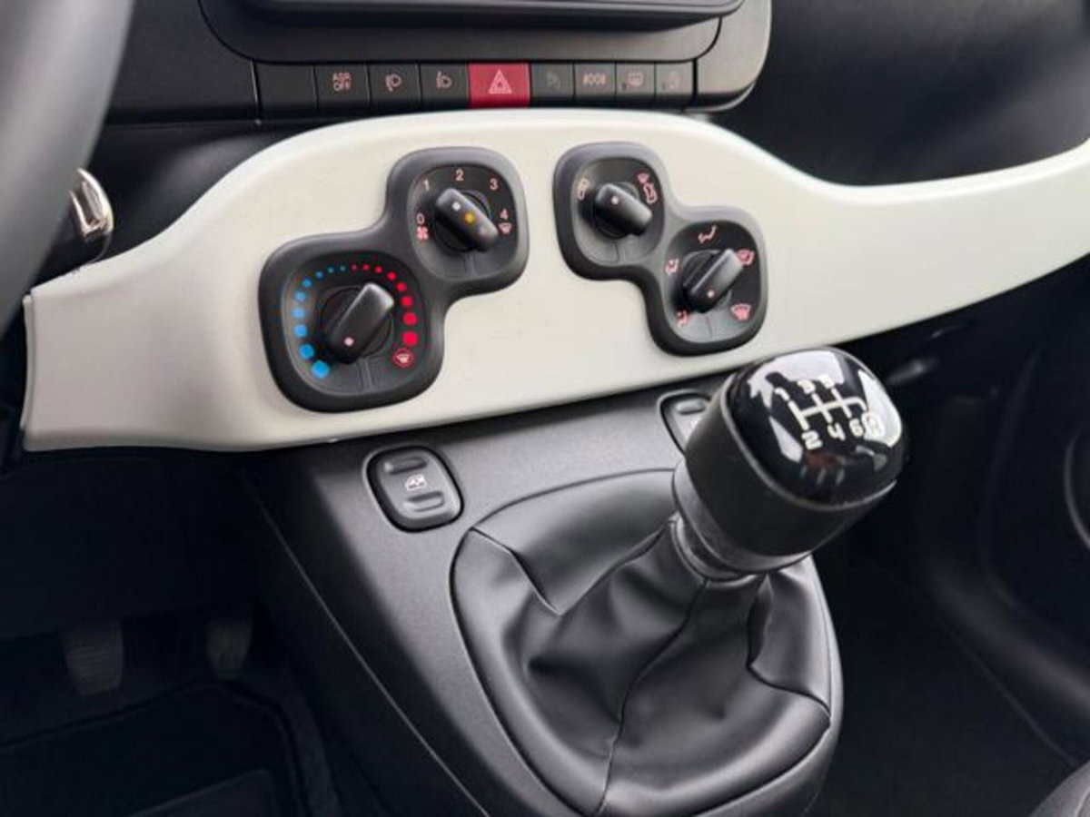 Fiat Panda Cross 1.0 firefly hybrid Cross s&s 70cv 5p.ti (19)