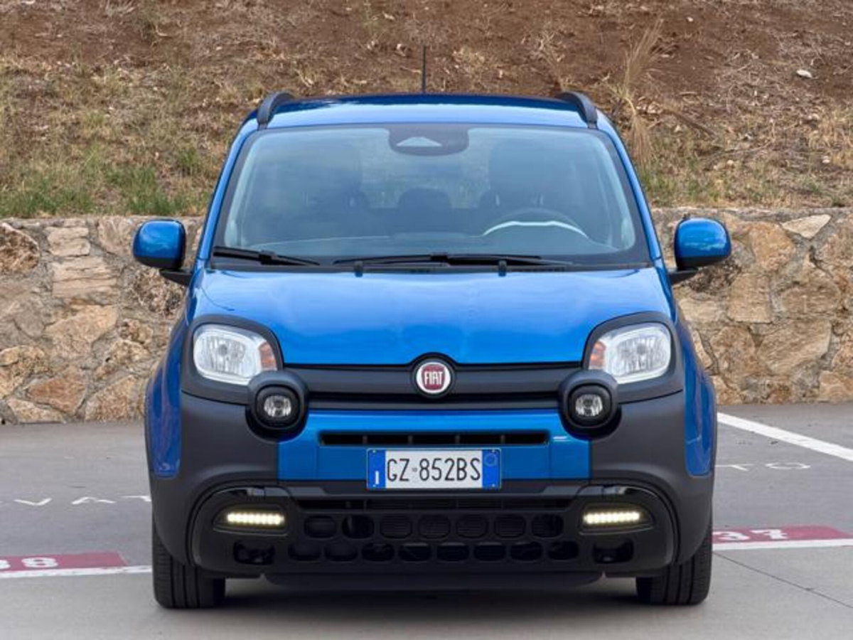Fiat Panda Cross 1.0 firefly hybrid Cross s&s 70cv 5p.ti (2)