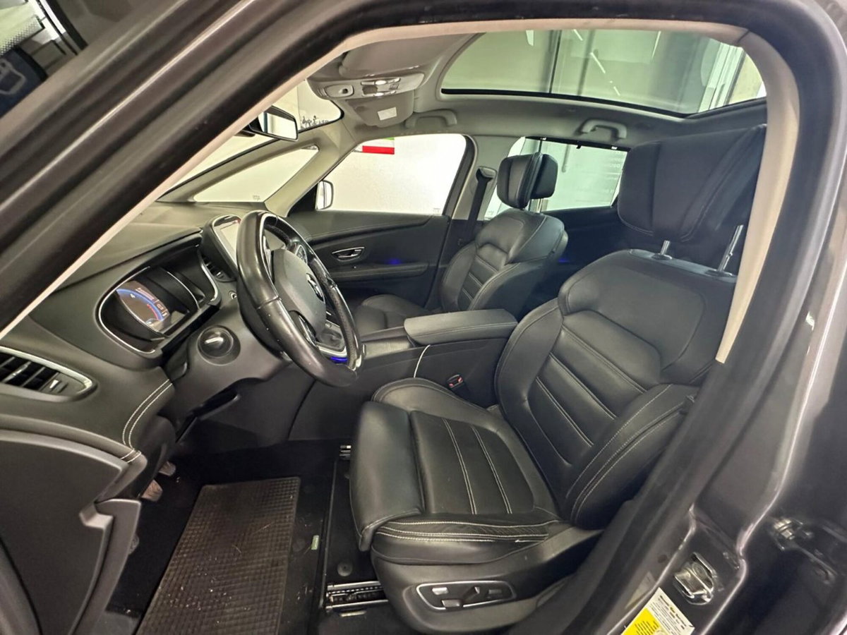Renault Scenic E-Tech Electric 1.6 dCi 130CV Start&Stop Energy Bose (8)