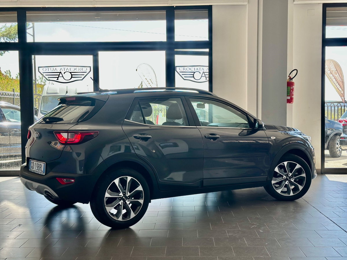Kia Stonic 1.4 MPI EcoGPL Style (4)