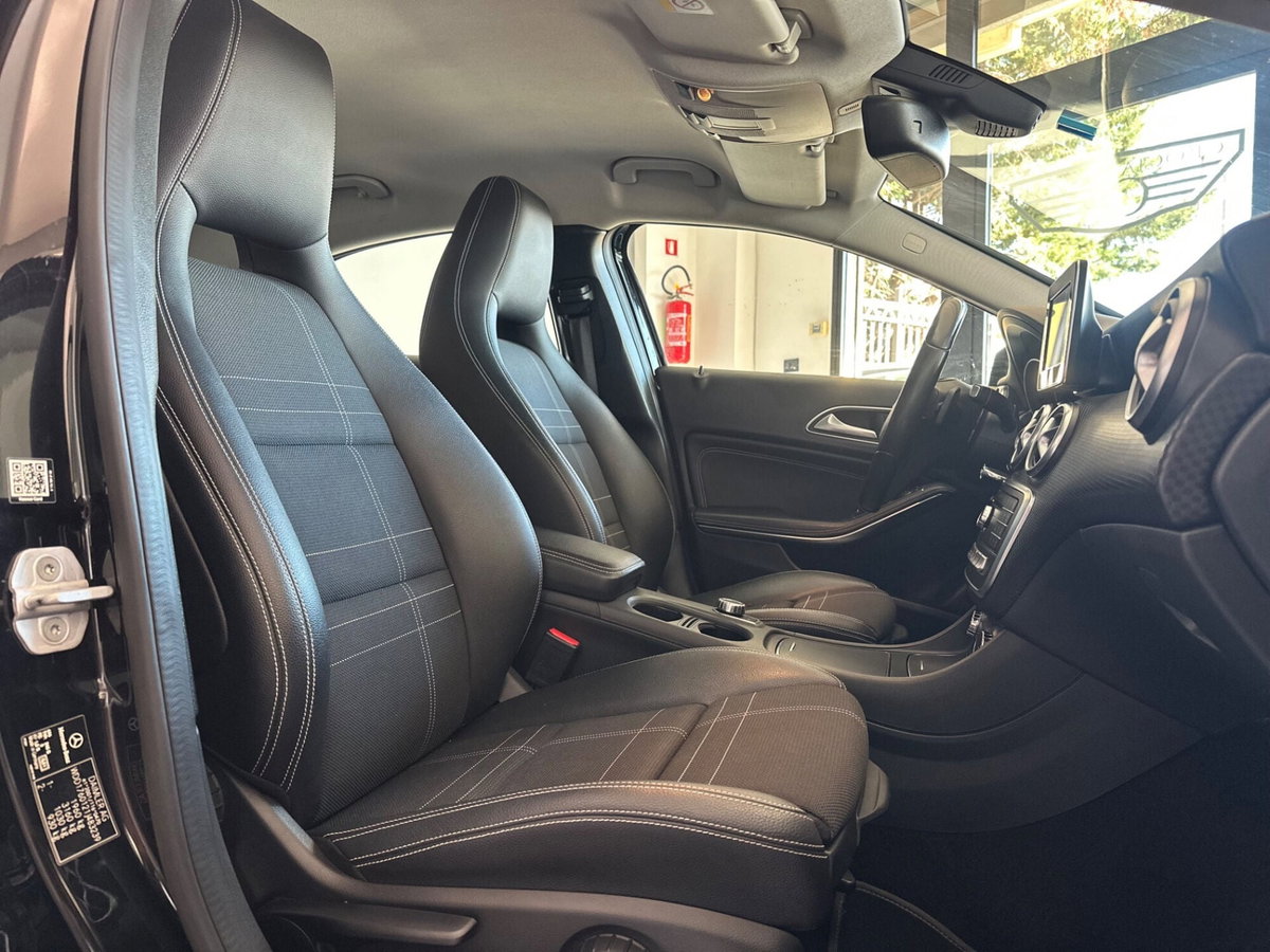 Mercedes-Benz Classe A 180 d Automatic Sport (7)
