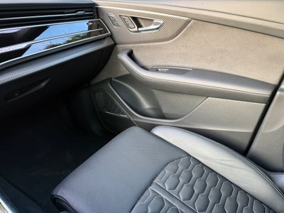Audi RS Q8 Q8 4.0 mhev quattro tiptronic (15)
