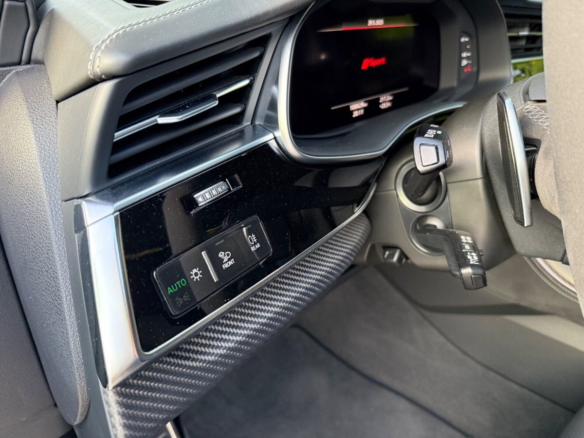 Audi RS Q8 Q8 4.0 mhev quattro tiptronic (16)