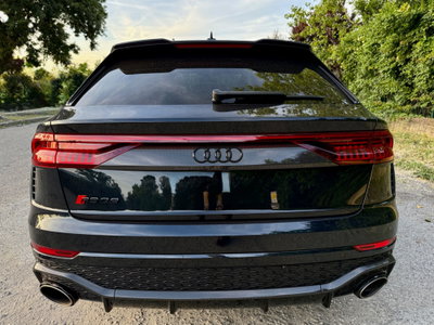 Audi RS Q8 Q8 4.0 mhev quattro tiptronic (2)