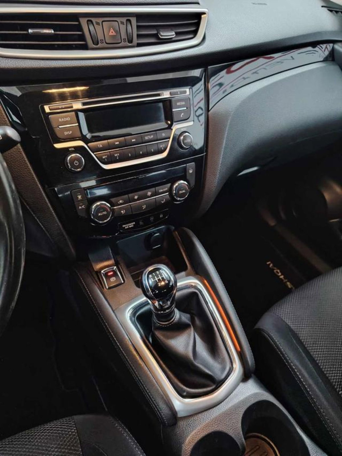 Nissan Qashqai 1.5 dCi Acenta (9)