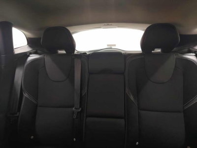 Volvo V40 D2 Geartronic (6)