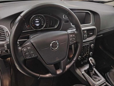 Volvo V40 D2 Geartronic (7)