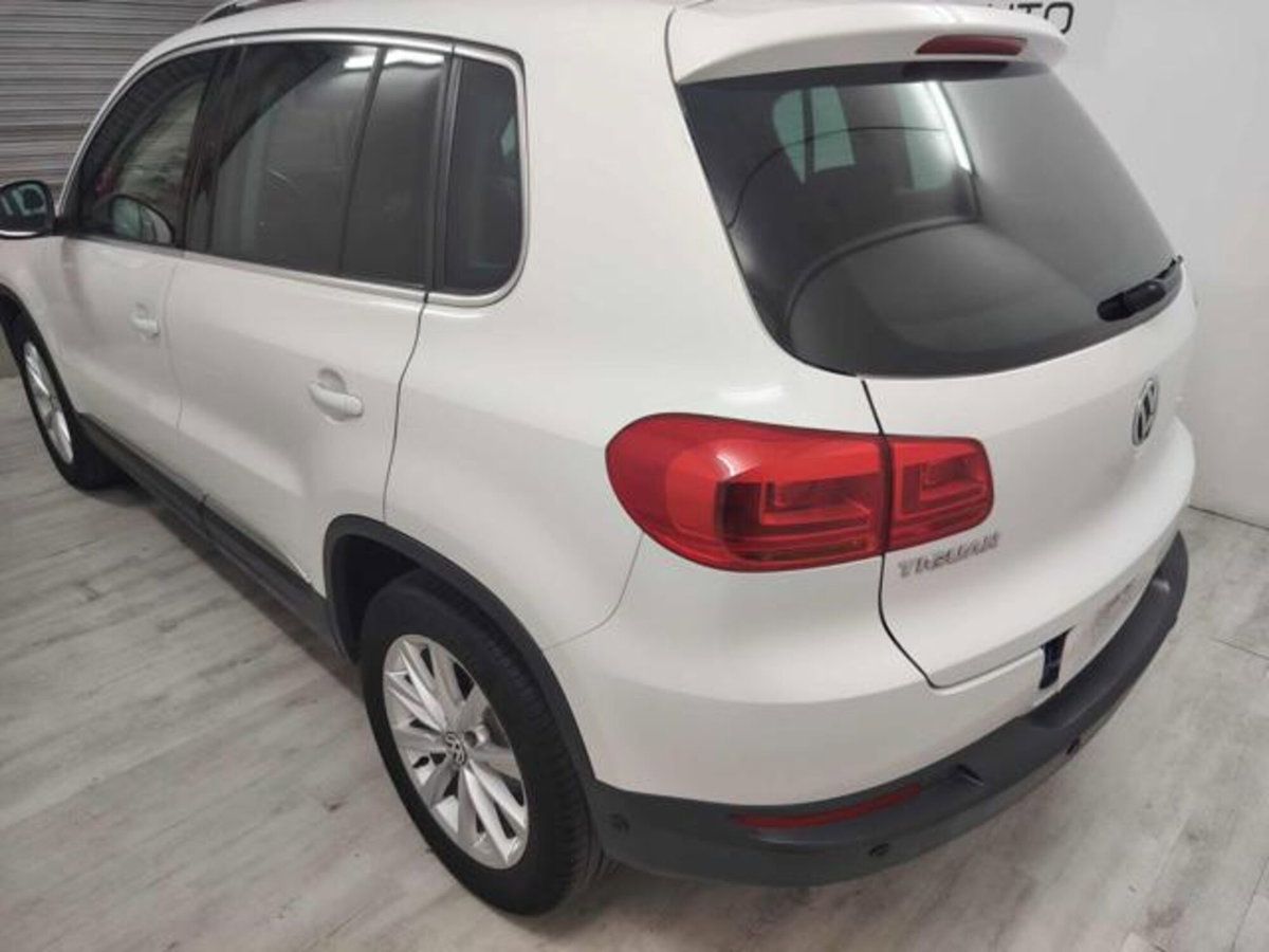 Volkswagen Tiguan 2.0 TDI 140 CV Sport & Style BlueMotion Technology (4)