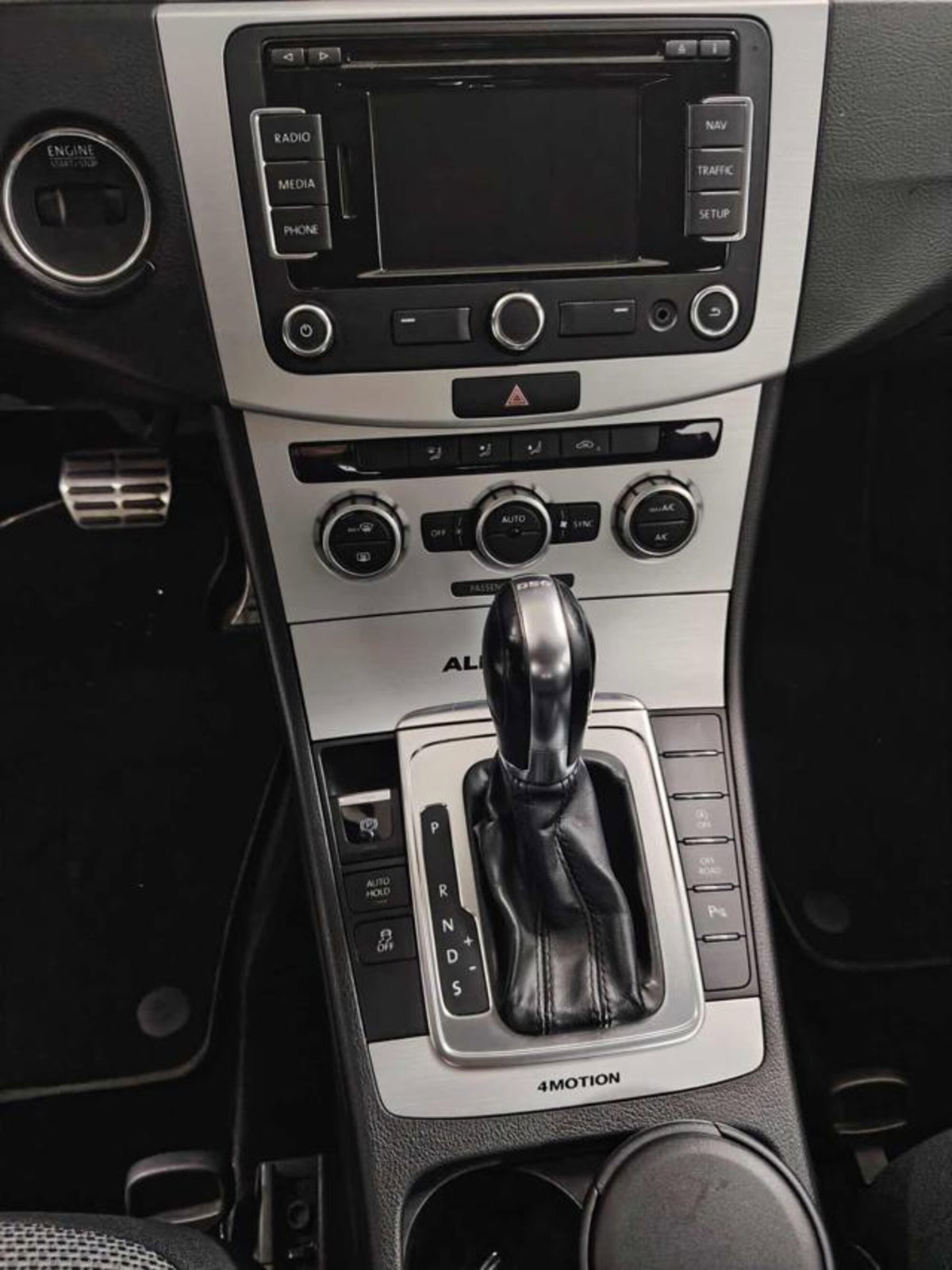 Volkswagen Passat Variant Var 2.0 TDI 177CV DSG High. BMT (5)