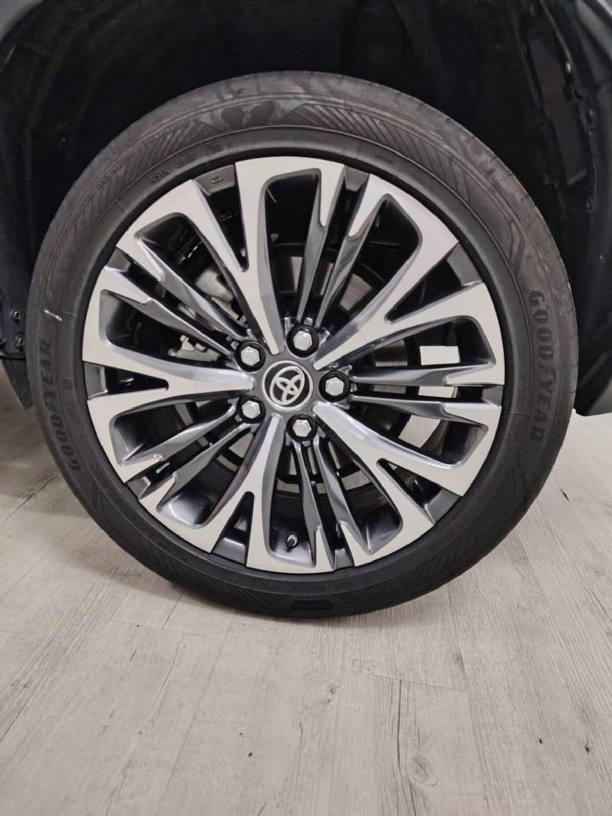 Toyota Yaris Cross 1.5 Hybrid 5p. E-CVT Lounge (8)