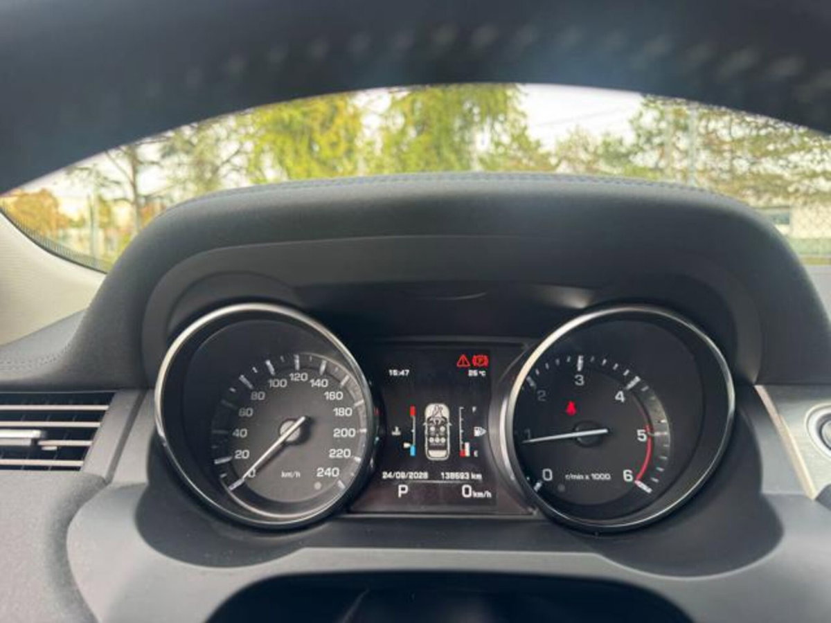 Land Rover Range Rover Evoque 2.2 Sd4 5p. Pure (11)