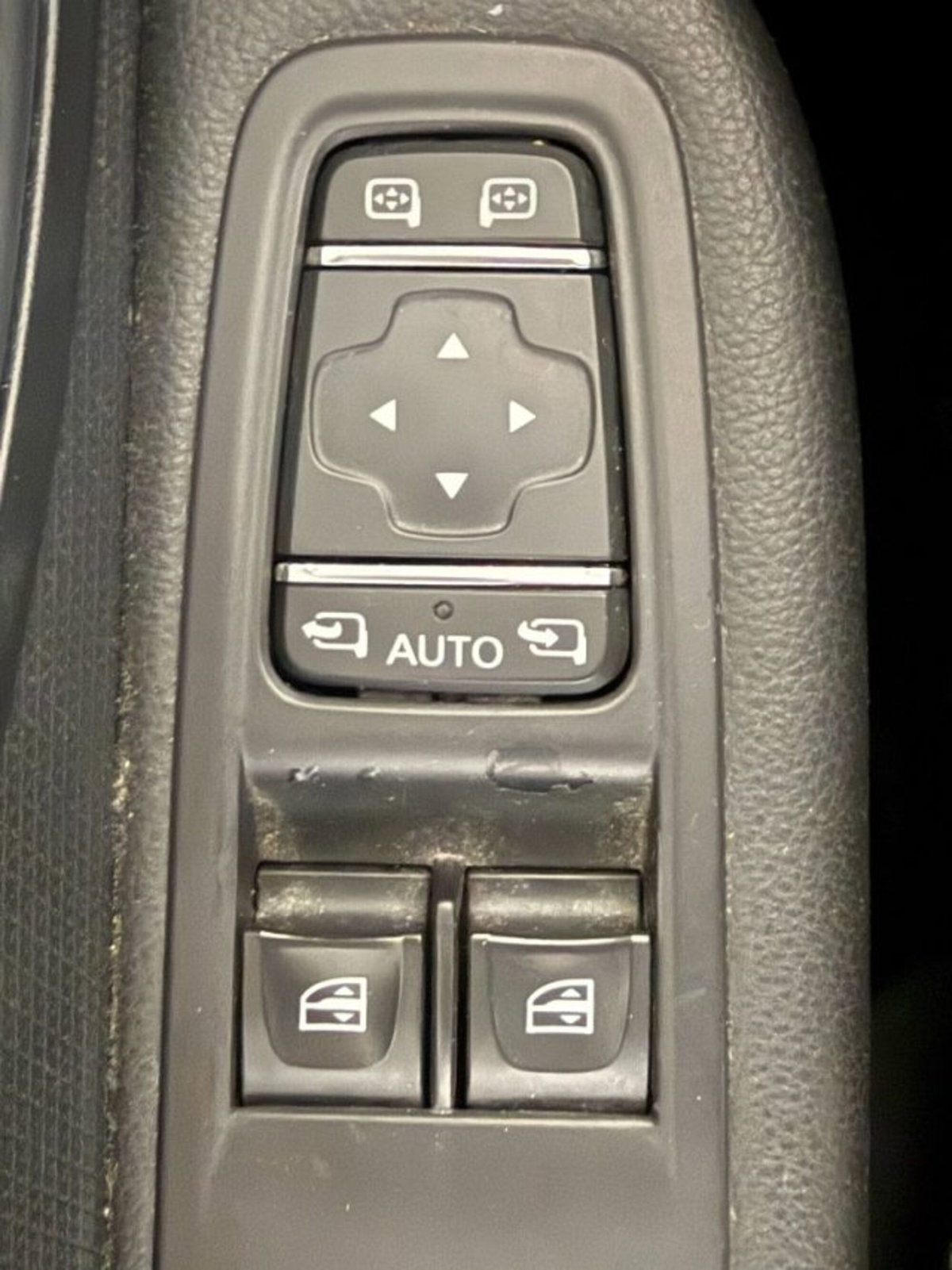 Renault Clio 1.2 75 CV 5 porte Duel (20)