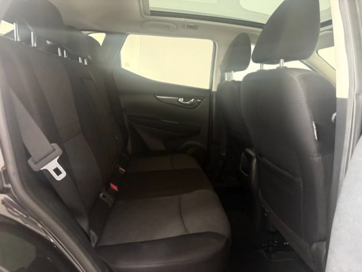 Nissan Qashqai 1.2 DIG-T Visia (18)