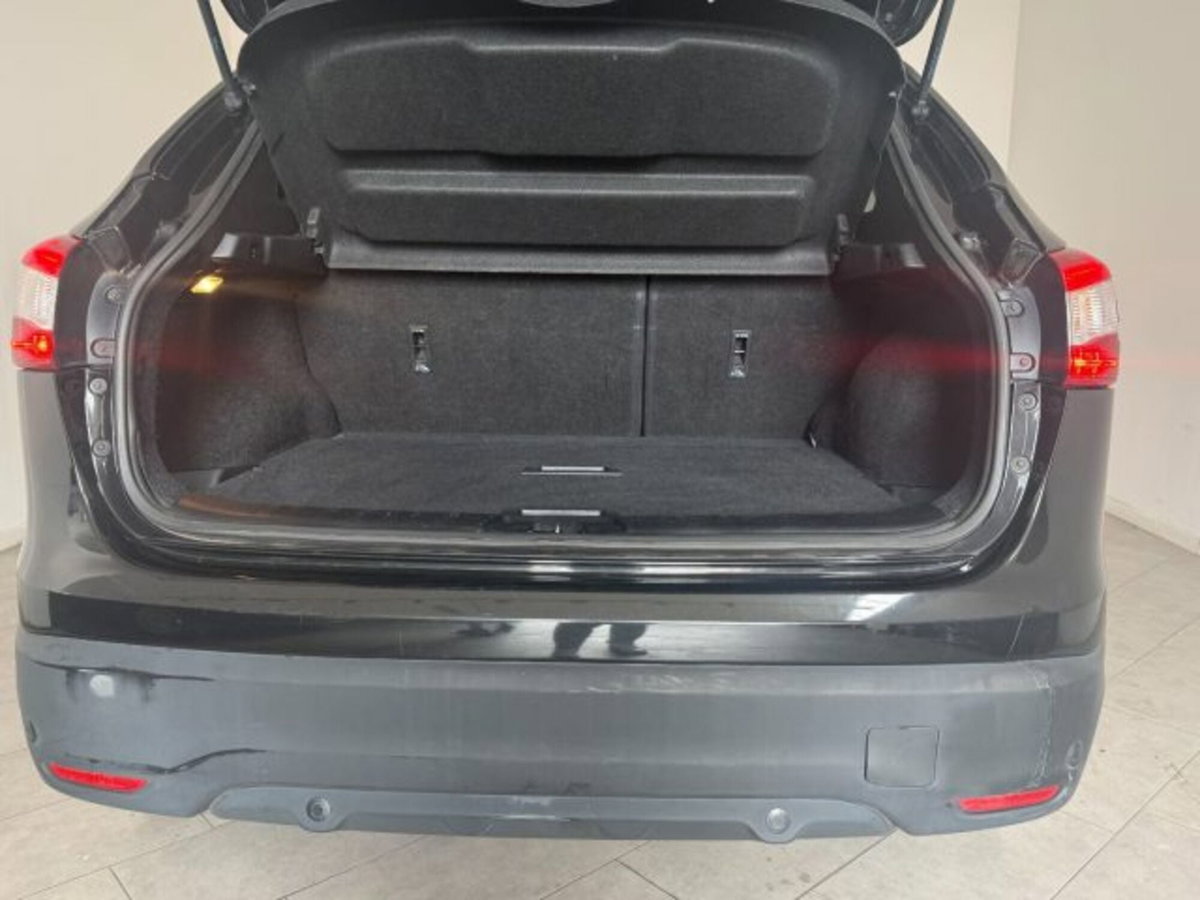Nissan Qashqai 1.2 DIG-T Visia (7)