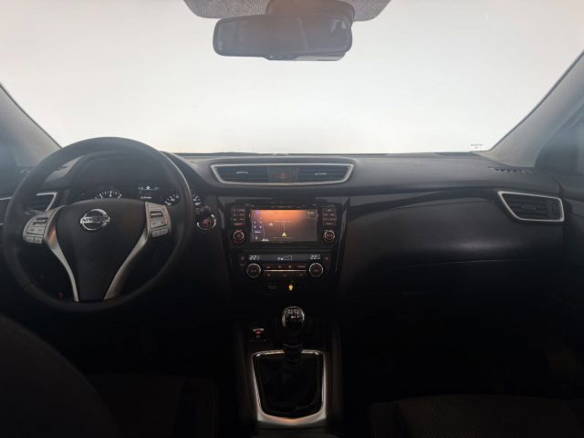 Nissan Qashqai 1.2 DIG-T Visia (9)
