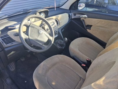 Lancia Ypsilon 1.2 (6)