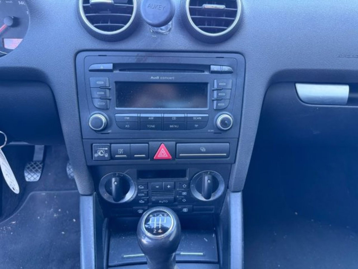 Audi A3 1.6 Attraction (11)