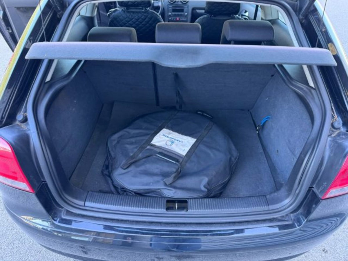 Audi A3 1.6 Attraction (15)