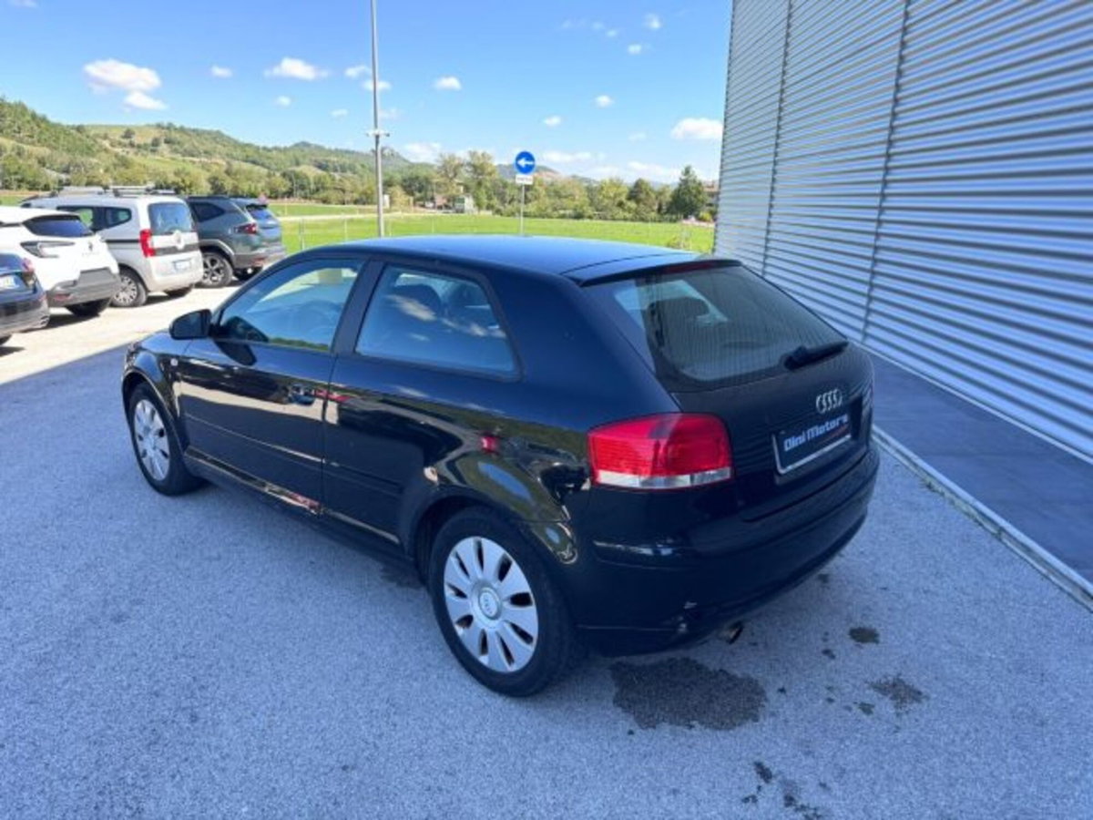 Audi A3 1.6 Attraction (7)