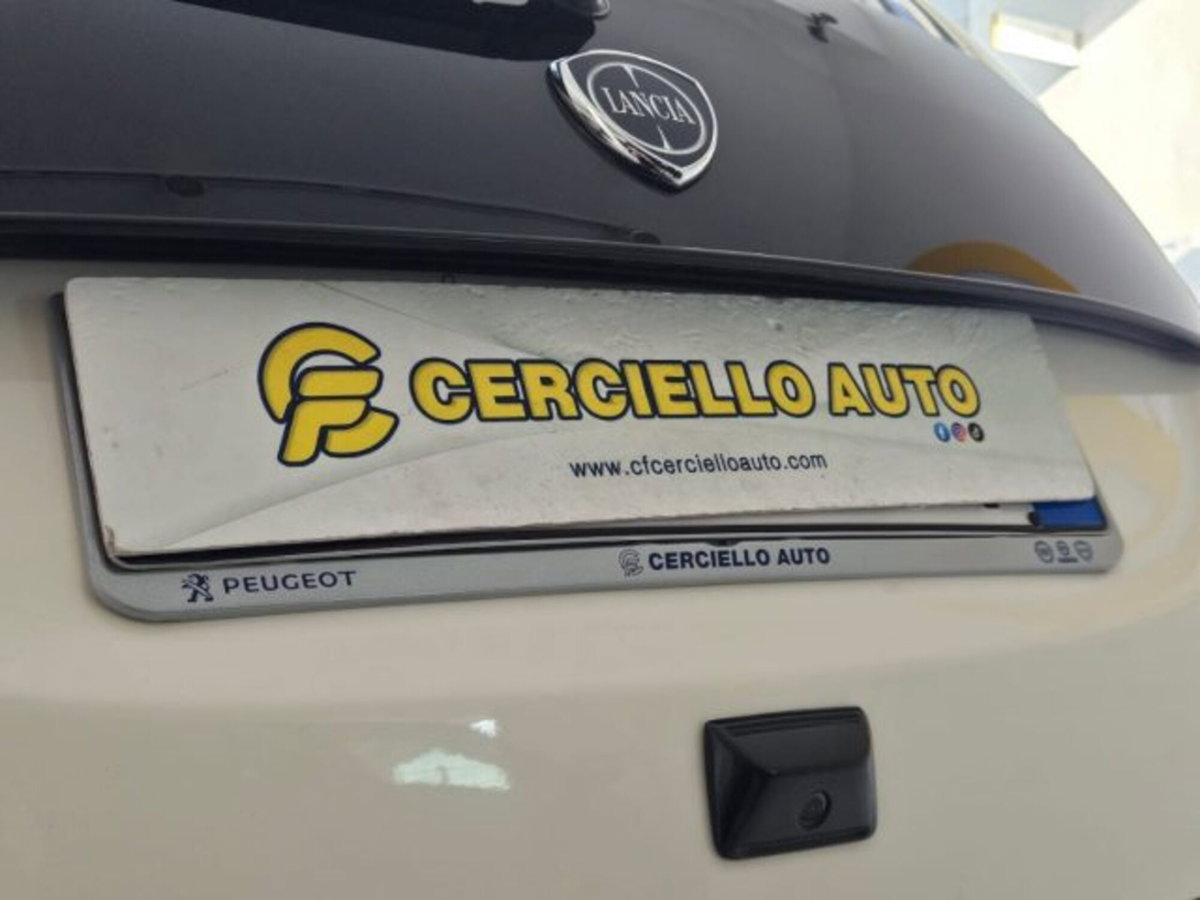 Lancia Ypsilon 1.0 FireFly 5 porte S&S Hybrid Gold Plus (12)