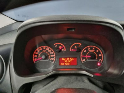 Fiat Qubo 1.3 MJT 80 CV Trekking (5)
