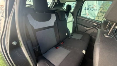 Dacia Duster 1.5 dCi 90CV Start&Stop 4x2 Prestige (4)